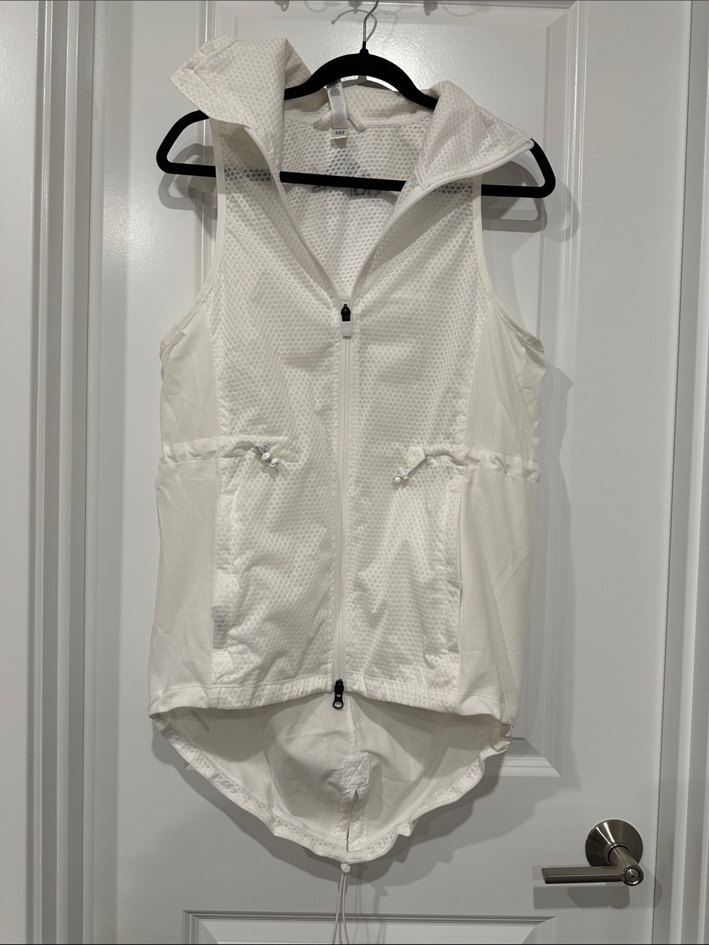 Adidas White Women's Climastorm Mesh-panel Vest sleeveless full zip